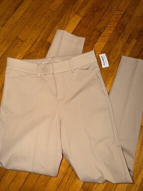 Old Navy NEW WITH TAGS Khaki/Tan Dress Pants